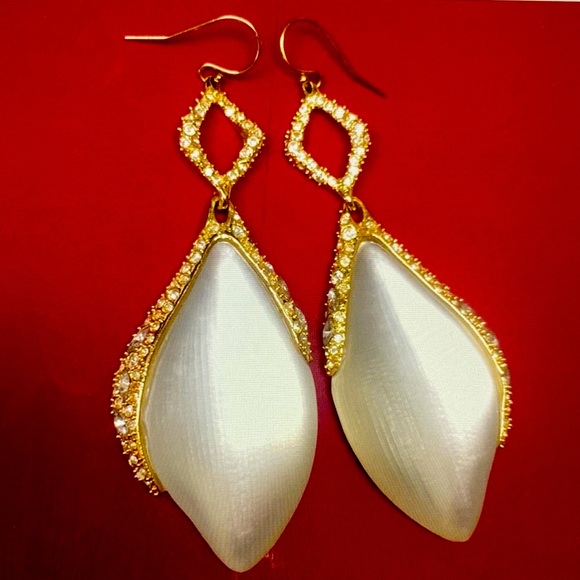 Alexis Bittar Fine Jewelry Crystal Encrusted Large Beautiful Earrings NeverUsed